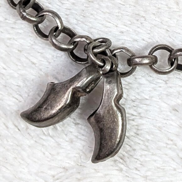 Vintage WW2 era Dutch Charm Bracelet 1941 - Picture 3 of 9